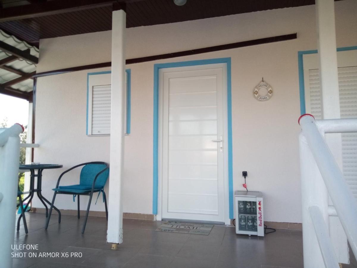 Villa ,,Sea Breeze,, - Home By The Sea Néa Ankhíalos 외부 사진